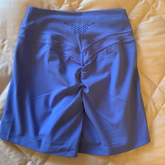 Gymshark x Whitney Simmons Shorts - Picture 3 of 3